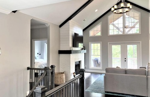 West Union House | McAlister Rd Absolutely Stunning Home on Lake Keowee