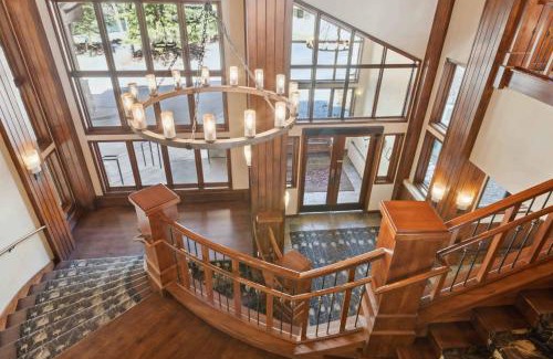 Highlands Townhomes Apartment | McCoy Peak 108 by East West Hospitality