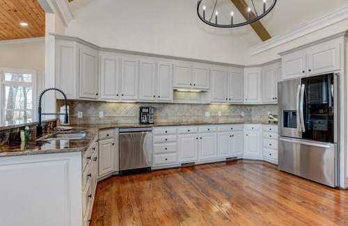 Big Canoe House | McElroy Manor - Luxury and comfort in Big Canoe!