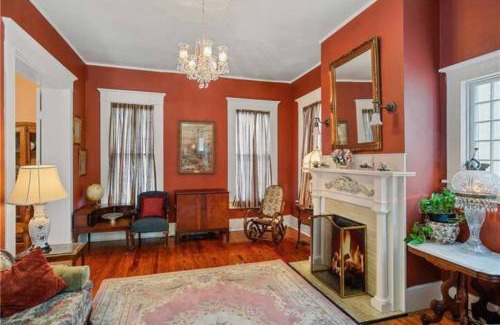 Mobile House | McKean Manor