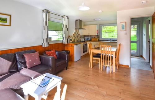 Fivelanes House | Meadow Lodge 4 by Interhome