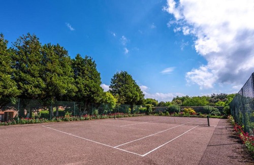 Binham House | Meadow View by Big Skies Cottages