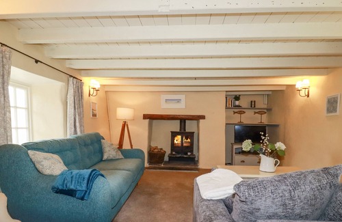 Burlawn House | MEADOWSIDE COTTAGE, pet friendly, with open fire in Wadebridge