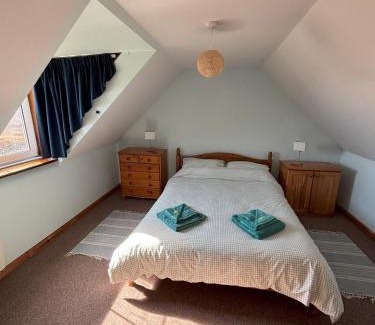 Clachtoll House | Meall Dubh - coastal cottage with stunning views