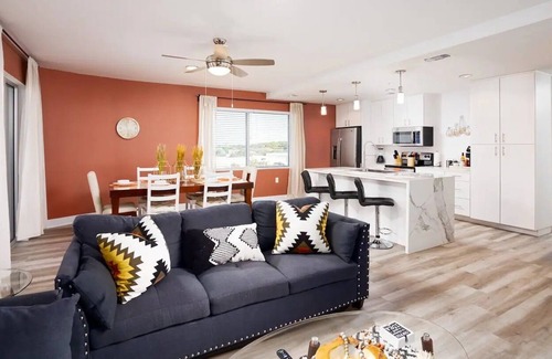 Medical Center District Apartment | MedCenter/SixFlags/RIM/LaCantera/SeaWorld/2Bdrm/USAA