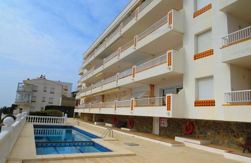 Almadraba-Canyelles Apartment | MEDI. Incredible sea views and community pool