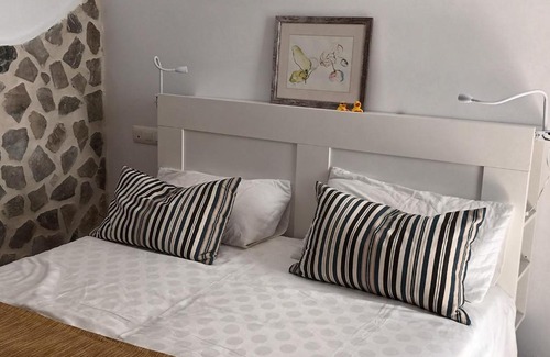 Medina-Sidonia Apartment | Medina Sidonia, luxury historic modern townhouse, swimming pool, terraces, sea view.