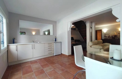 Santa Ponsa Ski Chalet | Mediterranean Pool-House in Santa Ponsa