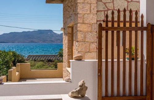 Adamas Apartment | Medousa