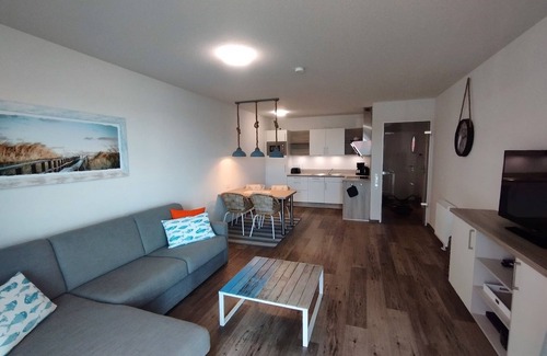 Kappeln Apartment | Meereskieker - 1st row on the water, terrace, indoor swimming pool, parking space