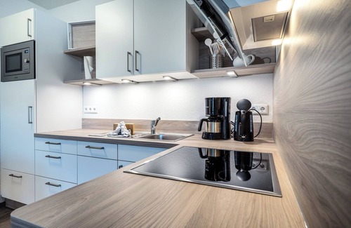 Kappeln Apartment | Meereskieker - 1st row on the water, terrace, indoor swimming pool, parking space