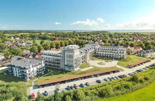 Ostseebad Wustrow Apartment | MEERGLÜCK with a view towards the Baltic Sea