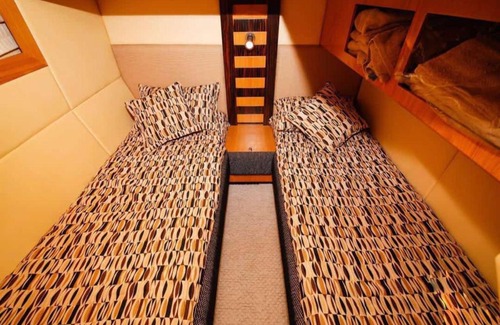 Dubai Marina Boat Rental | Mega Yacht Charter on AnchorsBook