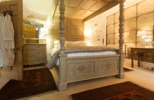 Bont Newydd Hotel | Meifod House