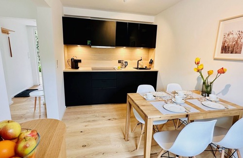 Tating Apartment | "Mein Lieblingsplatz" - Modern, bright vacation apartment with large garden