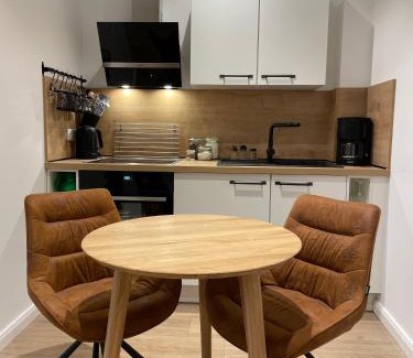 Kirchlinteln Apartment | Meine Schule Sehlingen, Dein Hideaway für ZWEI, Land- oder Radurlaub in der Lüneburger Heide, Nordpfade, Workation mit Sauna, Ruhe & Erholung oder Niedersachsen Städte wie Hamburg, Hannover, Bremen und Verden entdecken