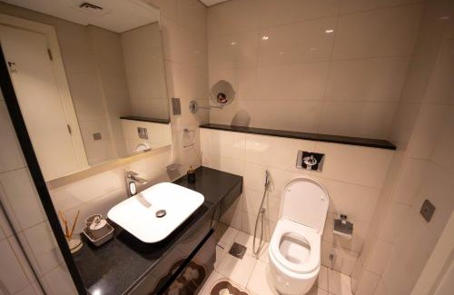 Downtown Dubai Apartment | Mejestic Studio
