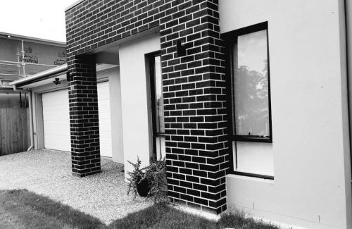 Bahrs Scrub House | Melaleuca Homestay