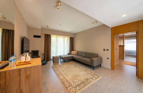 Masukiye Hotel | Melekona House