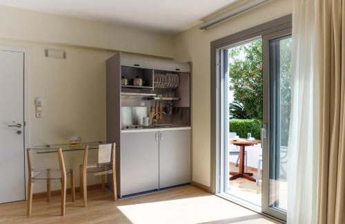 Karfas Apartment | Melia Sol Art Studios
