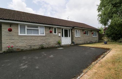 Curry Rivel House | Melita