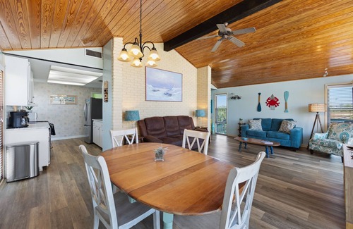 Toilla Segunda House | Mellow Yellow Bungalow