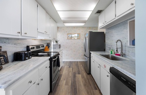 Toilla Segunda House | Mellow Yellow Bungalow