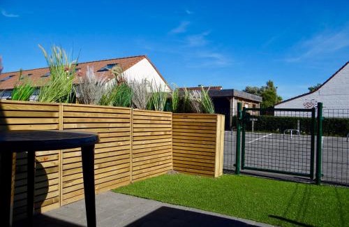 Bredene Apartment | Melroce Holiday Cottage 5504