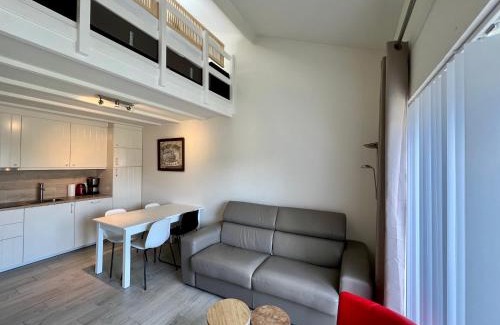 Bredene House | Melroce Holiday Cottage 5502
