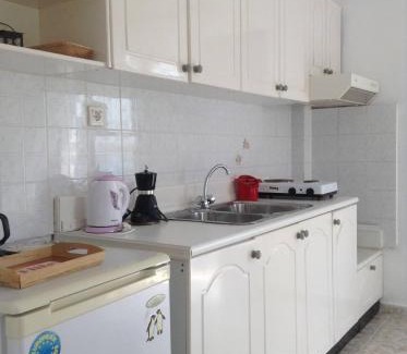 Marathokampos Apartment | Meltemia Studio Samos near the beach