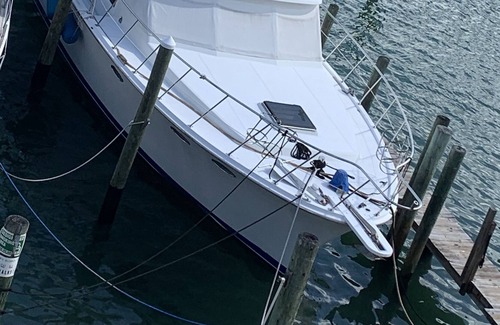 Clearwater Beach Boat Rental | Memorable Bayside Yacht Retreat - 2 Bedroom