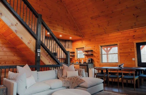 McArthur Cabin | Memories at Hillside A Modern Cabin Hocking Hills