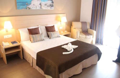 Nerja City Centre Hotel | Mena Plaza