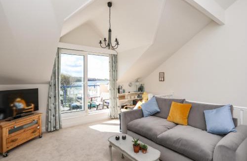 Y Felinheli House | Menai View