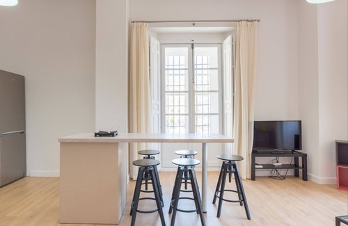 La Merced Apartment | Merced10 2D
