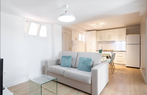 La Merced Apartment | Merced10 3E