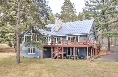 Minocqua House | Mercer Lake Musky Lodge