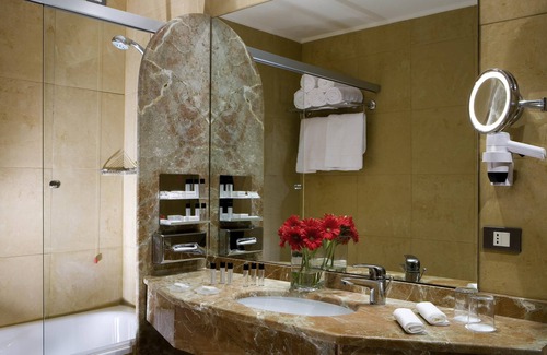 Zona XXVIII Tor de' Cenci Hotel | Mercure Eur Roma West