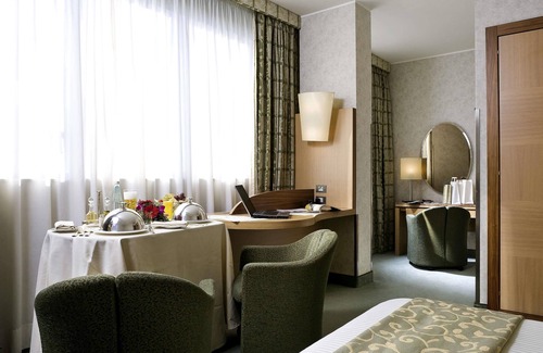 Zona XXVIII Tor de' Cenci Hotel | Mercure Eur Roma West