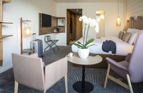 Aix-les-Bains Hotel | Mercure Hotel & Spa Aix-les-Bains Domaine Marlioz