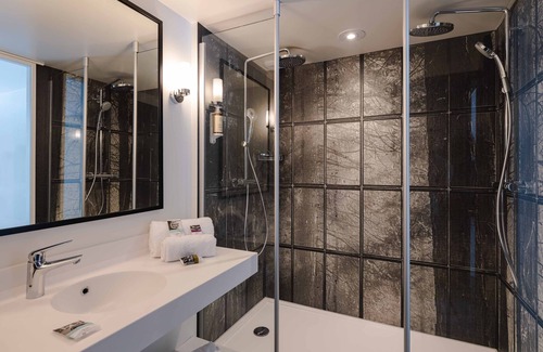 Aix-les-Bains Hotel | Mercure Hotel & Spa Aix-les-Bains Domaine Marlioz