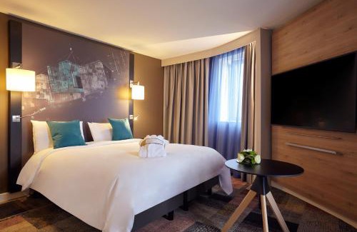 Downtown Le Havre Hotel | Mercure Le Havre Centre Bassin Du Commerce