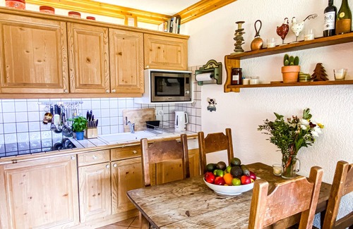 Les Allues Apartment | Meribel-Mottaret Exceptional 2 Bed chalet style apartment 36m2