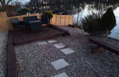 Tattershall Cabin | Meridian Tattershall Lakes Escape - Lakeside lodge with a fishing peg & HOT TUB