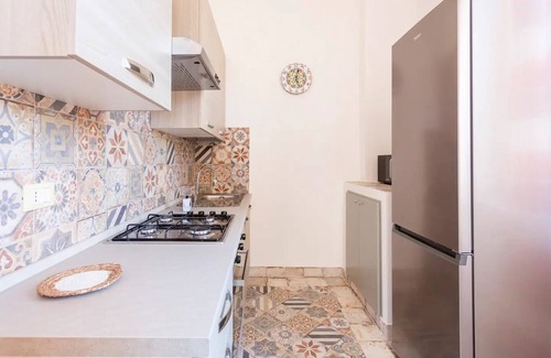 Corso dei Mille - Sant'Erasmo Bed & Breakfast | Merlo House - Inside the historical center
