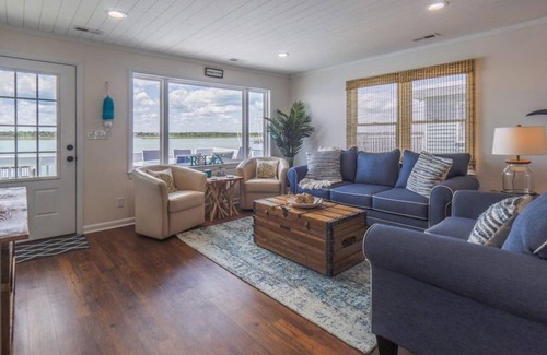 Topsail Beach House | Mermaid Cottage | Sound Front + Near Beach Access!