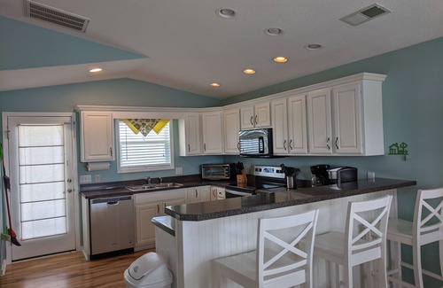 Holden Beach House | Mermaid Lagoon! Beautiful waterway views, private pool, great family getaway!
