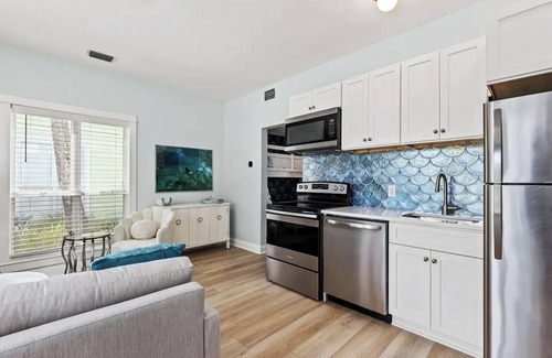 Crystal Shores House | Mermaid Motel Destin- Steps From Crystal Beach! New! Luxury unit Beach House!