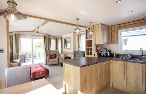 Colchester Resort | Mersea Island Holiday Park