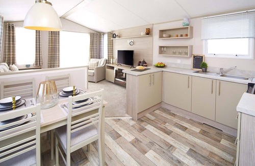 Colchester Resort | Mersea Island Holiday Park